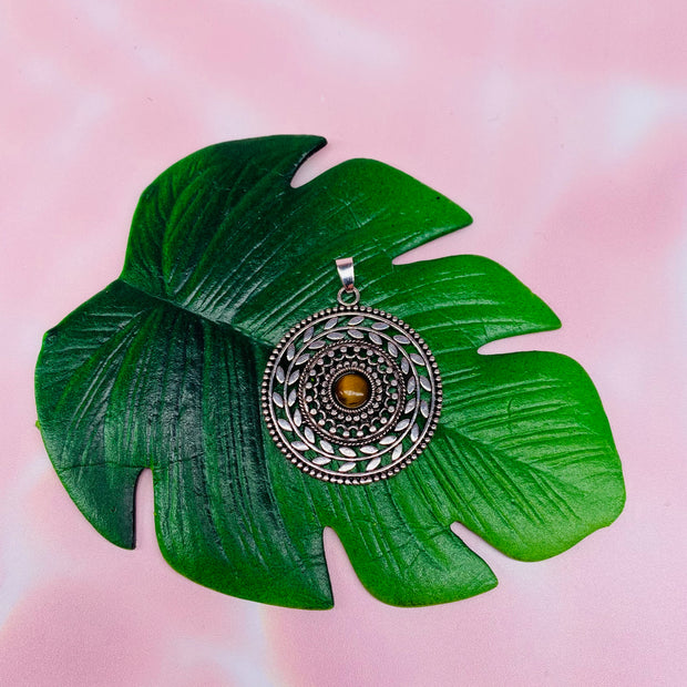 Wreath Pendant