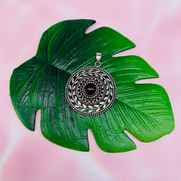 Wreath Pendant