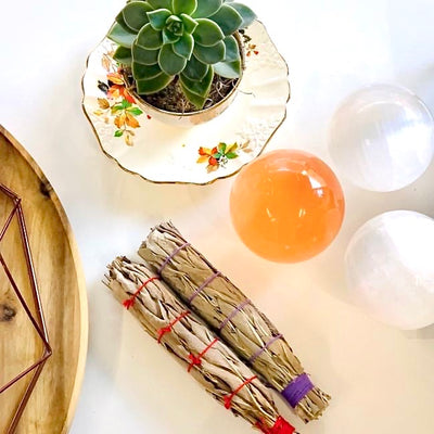 Organic White Sage Smudge Sticks - Mixed Pack of 20