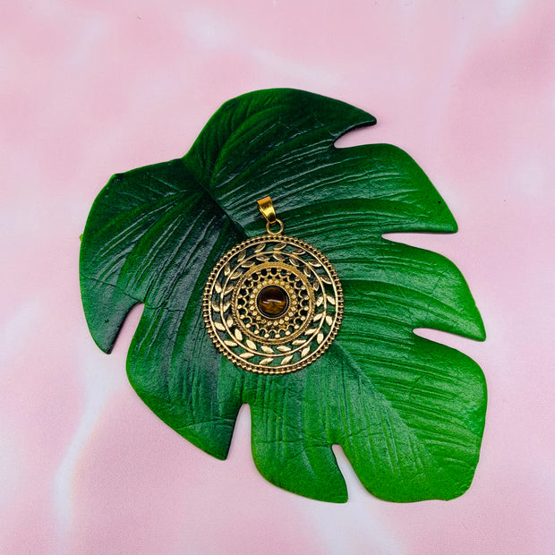 Wreath Pendant