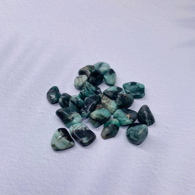 Emerald - Tumbled Stone
